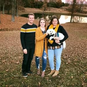 Meet your Posher, Jennifer